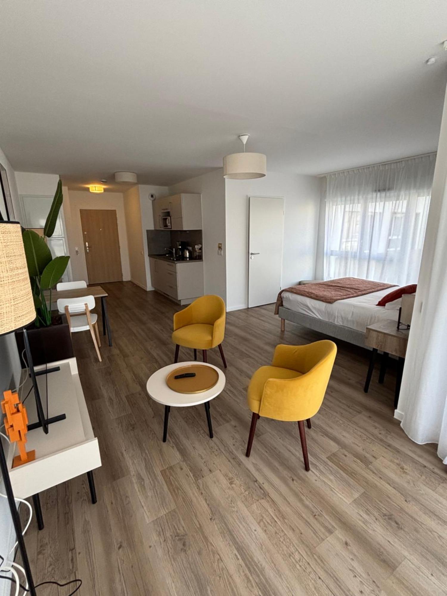 ليل Residence Services Seniors Domitys - Villa Ulma المظهر الخارجي الصورة